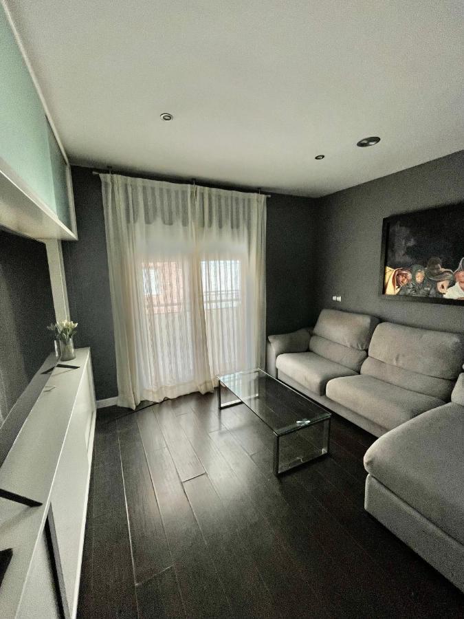 Moderno Apartamento Con Plaza De Garaje En Pleno Centro De Almería Buitenkant foto