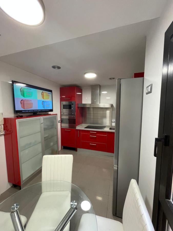 Moderno Apartamento Con Plaza De Garaje En Pleno Centro De Almería Buitenkant foto