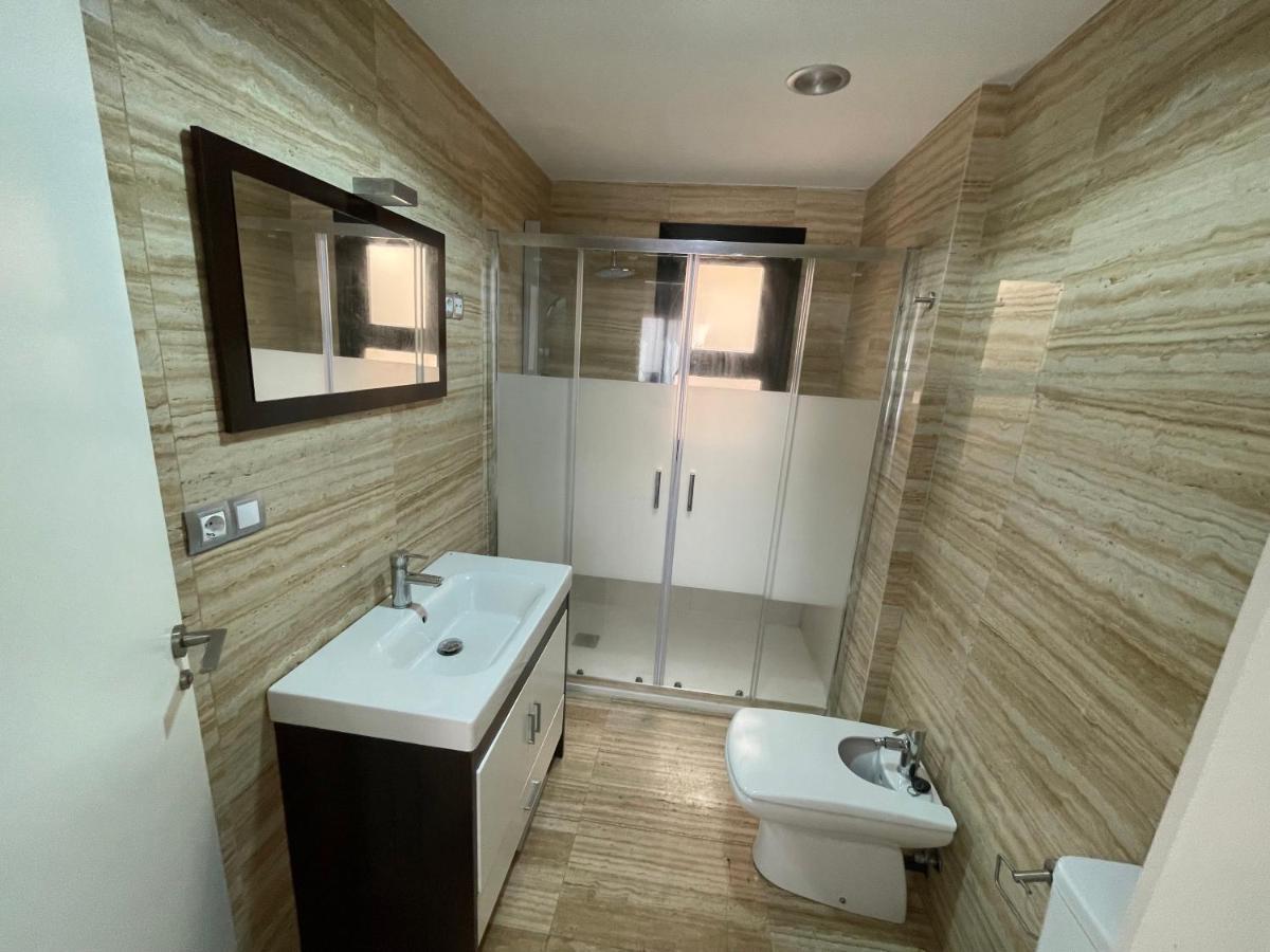 Moderno Apartamento Con Plaza De Garaje En Pleno Centro De Almería Buitenkant foto