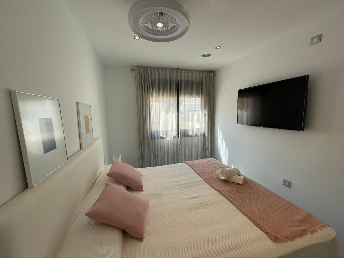 Moderno Apartamento Con Plaza De Garaje En Pleno Centro De Almería Buitenkant foto