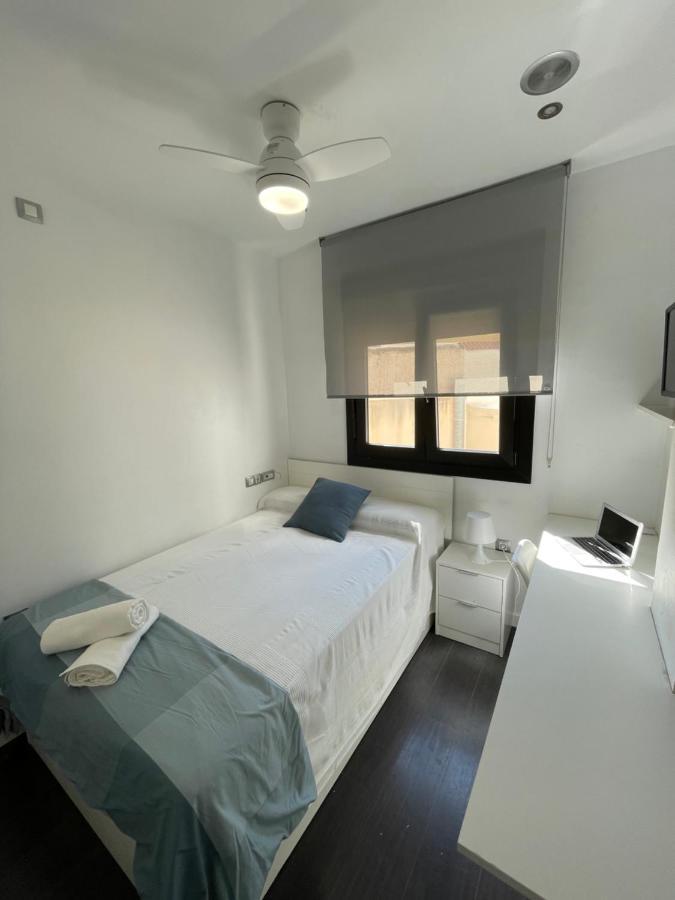 Moderno Apartamento Con Plaza De Garaje En Pleno Centro De Almería Buitenkant foto