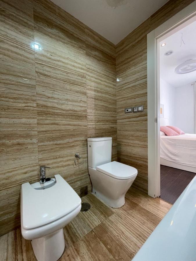 Moderno Apartamento Con Plaza De Garaje En Pleno Centro De Almería Buitenkant foto